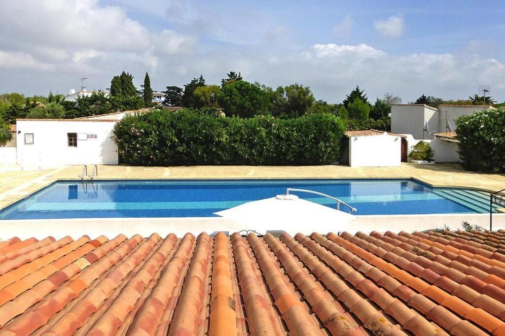 Holiday Home With Shared Pool Сент-Марі-де-ла-Мер Екстер'єр фото